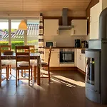 Wiesengefluester W3 - Mit Fasssauna Und Garten, 300 M Zur Mueritz *