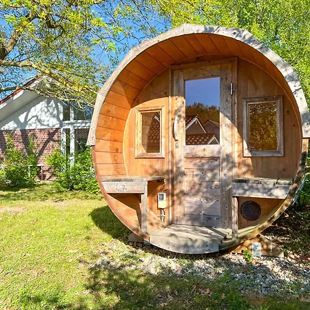 Сasa de vacaciones Wiesengeflüster W3 - Mit Fasssauna Und Garten, 300 M Zur Müritz Röbel