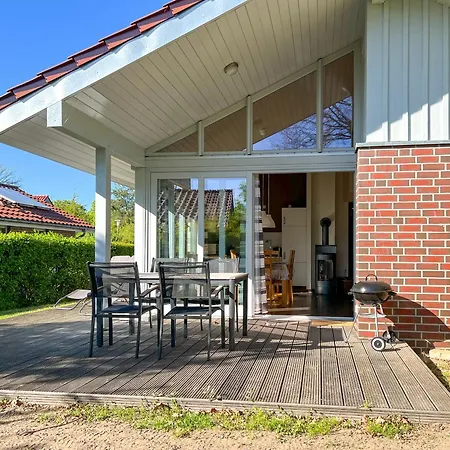 Сasa de vacaciones Wiesengeflüster W3 - Mit Fasssauna Und Garten, 300 M Zur Müritz Röbel