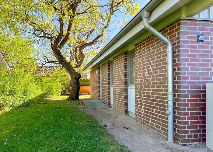 Ferienhaus Wiesengeflüster W3 - Mit Fasssauna Und Garten, 300 M Zur Müritz Röbel