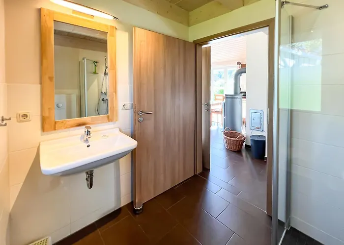 Wiesengeflüster W3 - Mit Fasssauna Und Garten, 300 M Zur Müritz Ferienhaus Röbel